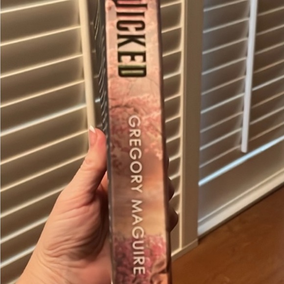 Wicked Bundle: Novel by Gregory Maguire, and socks! - Picture 3 of 7